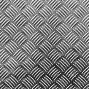 Plate-Bordes-garis-tiga